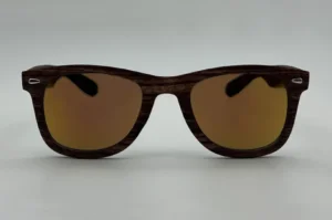 Lunettes de Soleil en Bois Style Wayfarer Foncé — Verres Or Miroir Polarisés