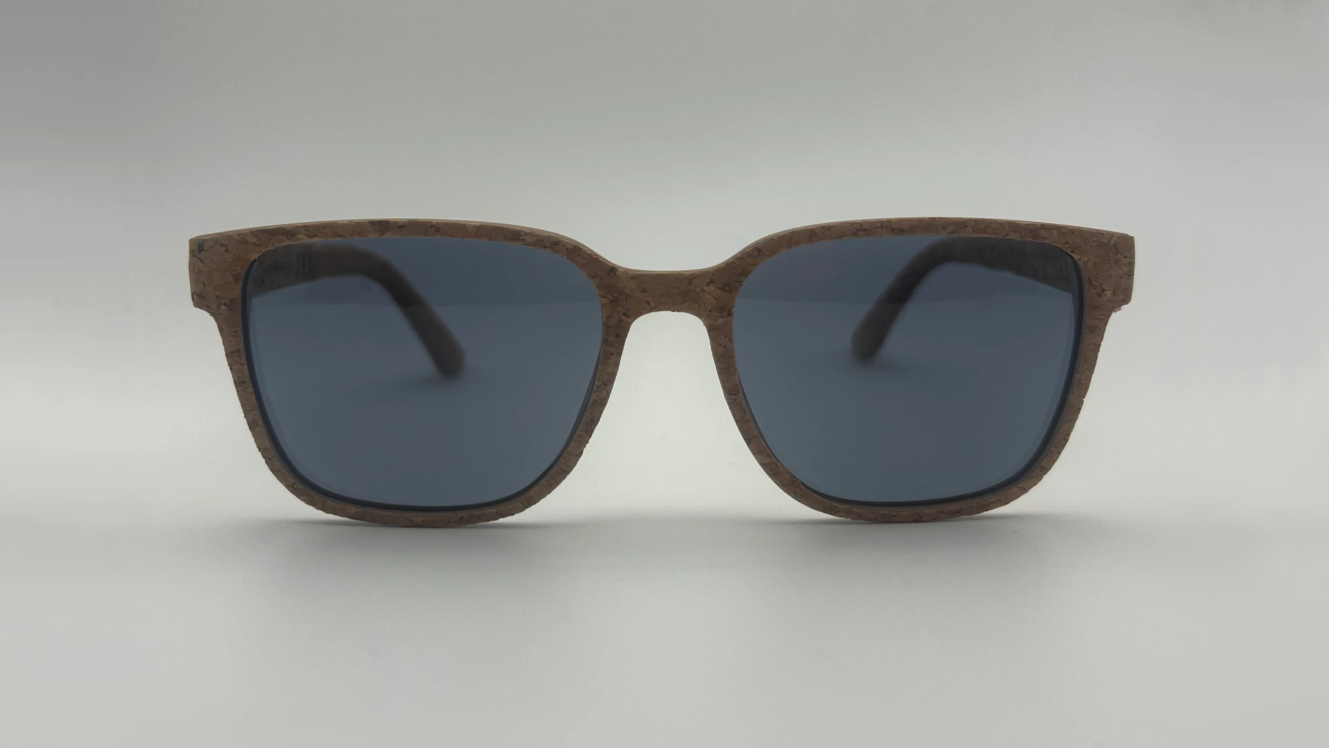 Lunettes de Soleil en Bois Wellington — Verres Gris Polarisés