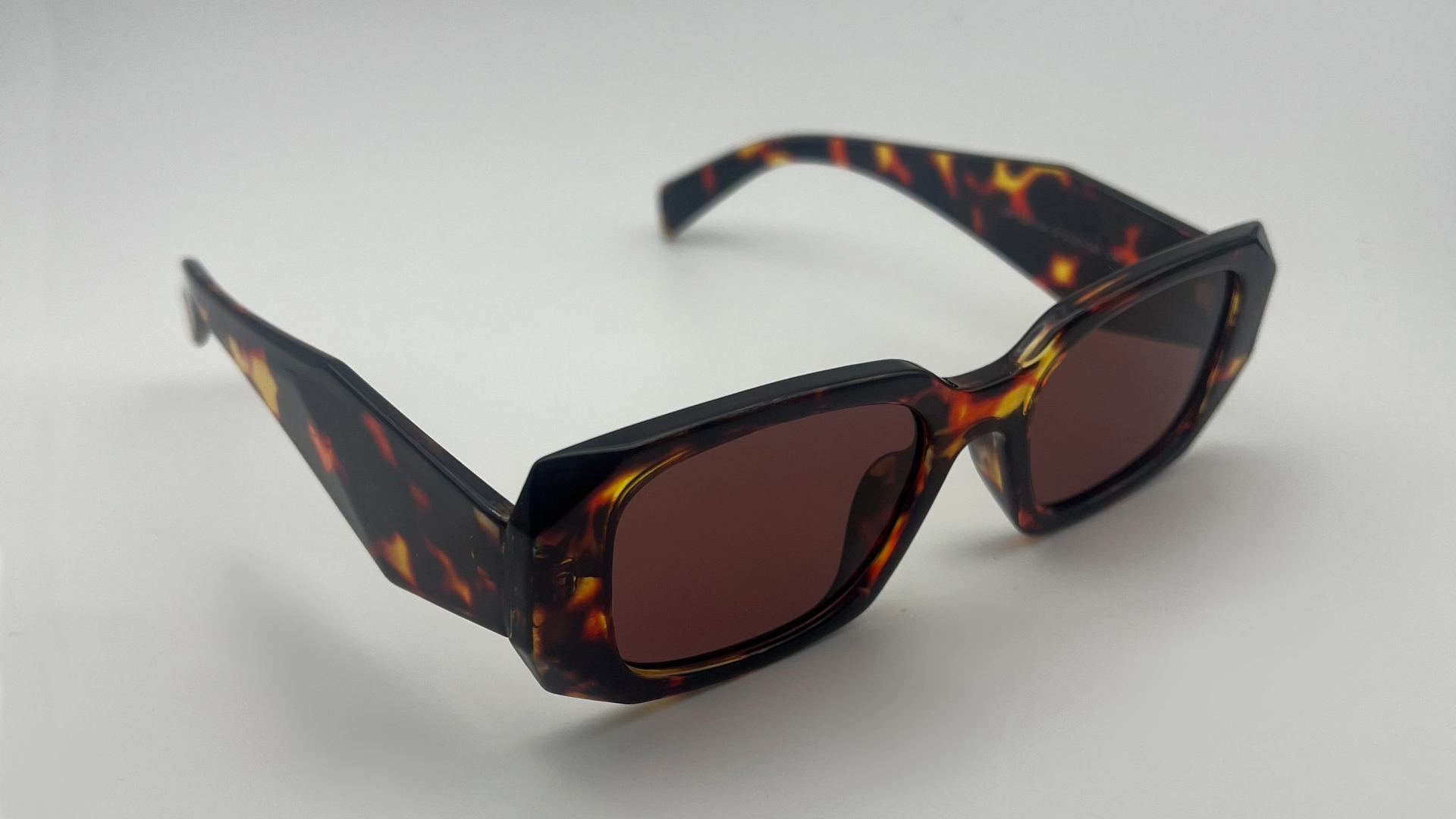 Lunettes de Soleil Carrées Écaille — Verres Marron – Image 2
