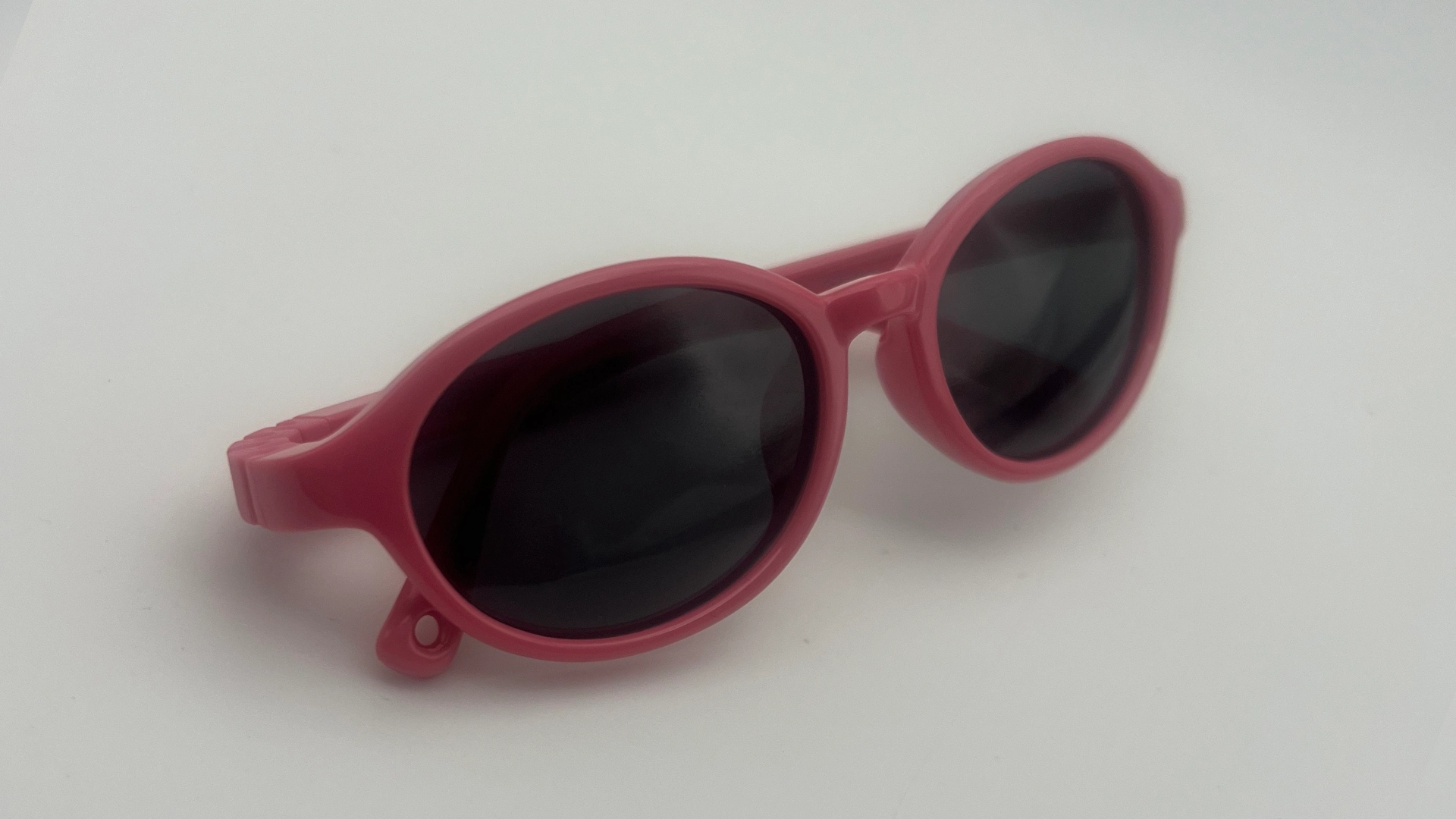 Lunettes de Soleil Enfant Rose — Verres Noirs Polarisés – Image 2