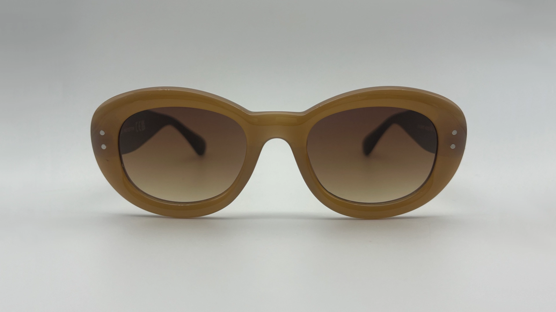 Lunettes de Soleil Oeil de Chat Camel — Verres Marron Dégradé