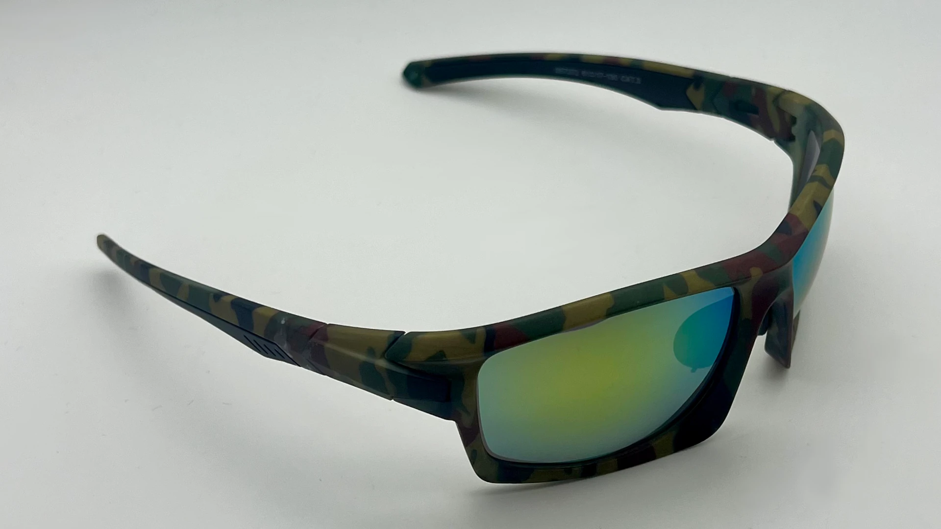 Lunettes de Soleil Pêche Camouflage — Verres Vert Miroir Polarisés – Image 3