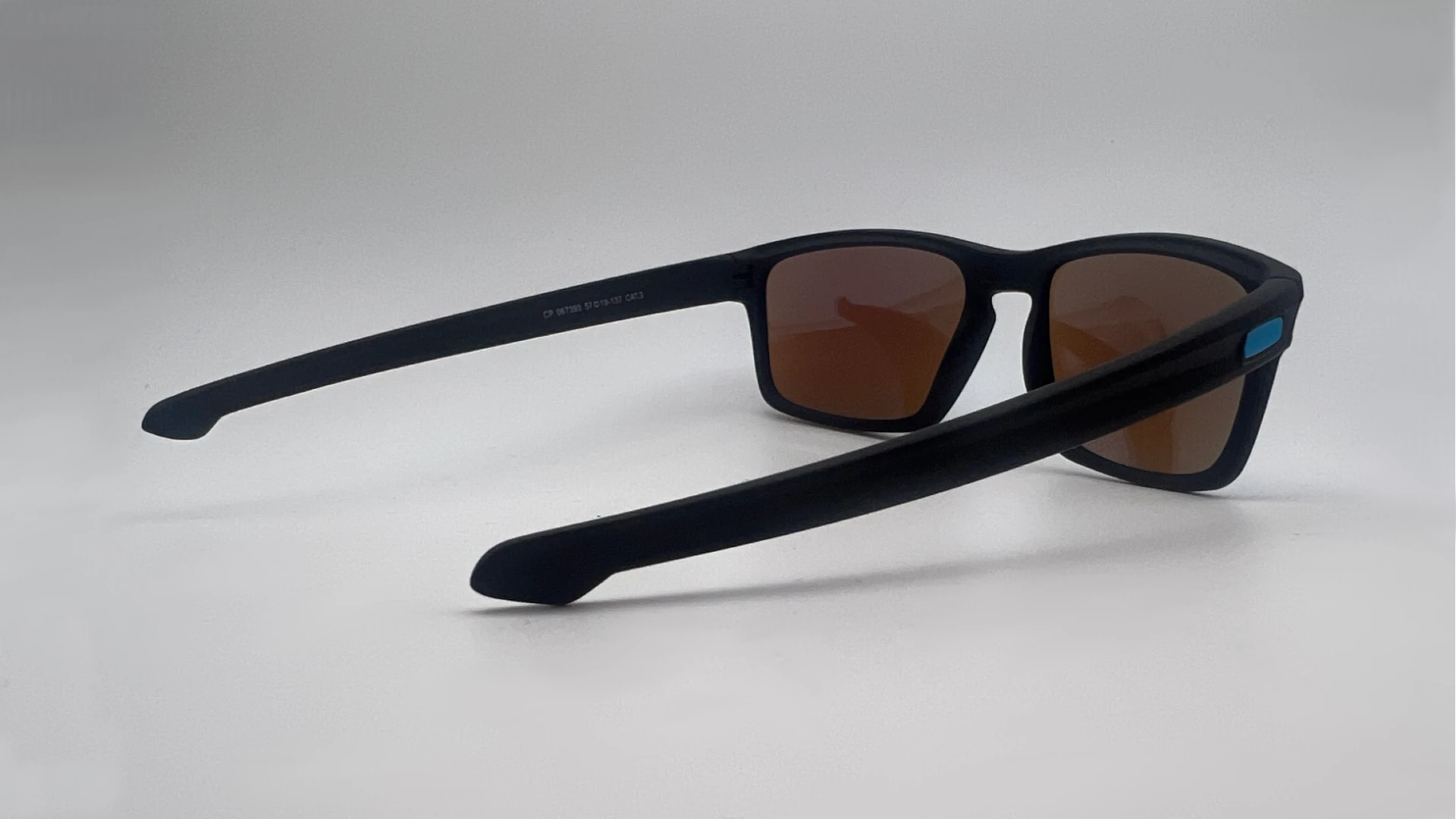 Lunettes de Soleil Sport Noir — Verres Bleu Miroir Polarisés – Image 6