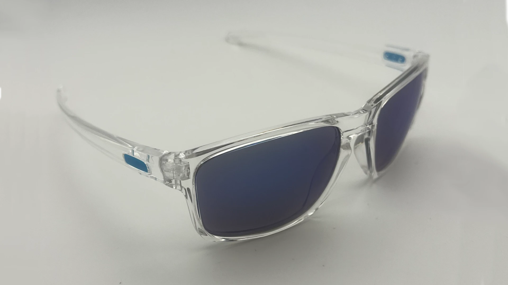 Lunettes de Soleil Sport Transparent — Verres Bleu Miroir Polarisés – Image 2