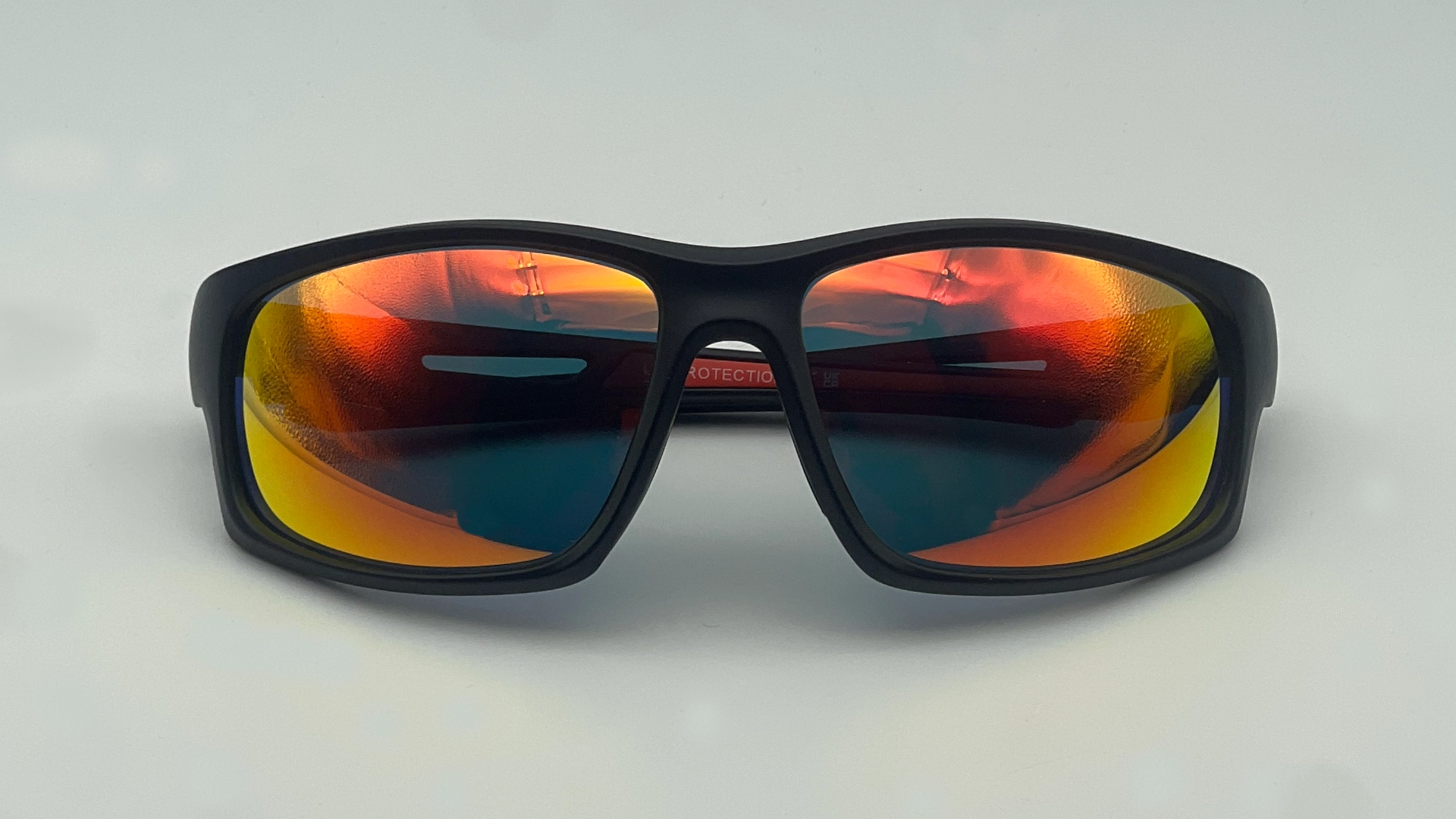 Lunettes de Soleil Surf Noir Rouge — Verres Rouge Miroir Polarisés – Image 4